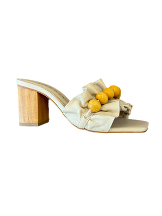 Azra Sandal